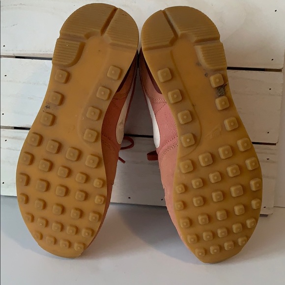 Nike Women's Internationalist 'Terra Blush' Sz 8.5 - Picture 4 of 5